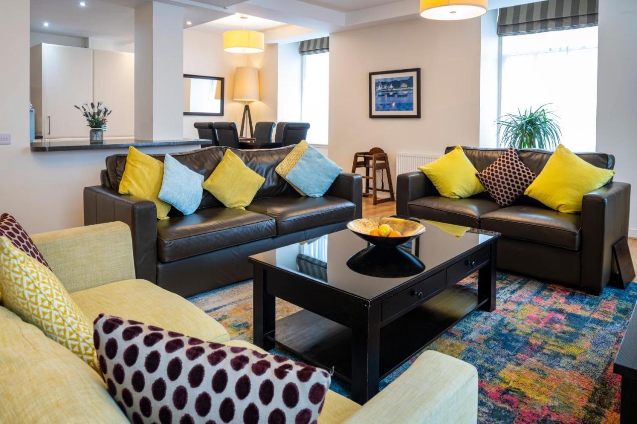 อินเวอร์เนสส์ ซิตี้ สวีท Apartment ภายนอก รูปภาพ